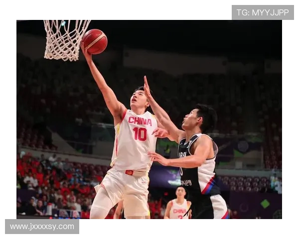 胡明轩引领新一代篮球风潮,成就中国男篮新星之路 胡明轩引领新一代篮球风潮,成就中国男篮新星之路