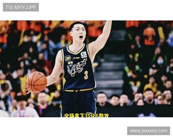 胡明轩领衔广州男篮崛起之路,展现拼搏精神与未来潜力 胡明轩领衔广州男篮崛起之路,展现拼搏精神与未来潜力