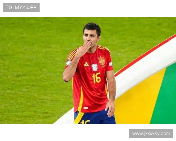 罗德里领衔曼城中场革新打造全能战术核心助力球队新辉煌 罗德里领衔曼城中场革新打造全能战术核心助力球队新辉煌