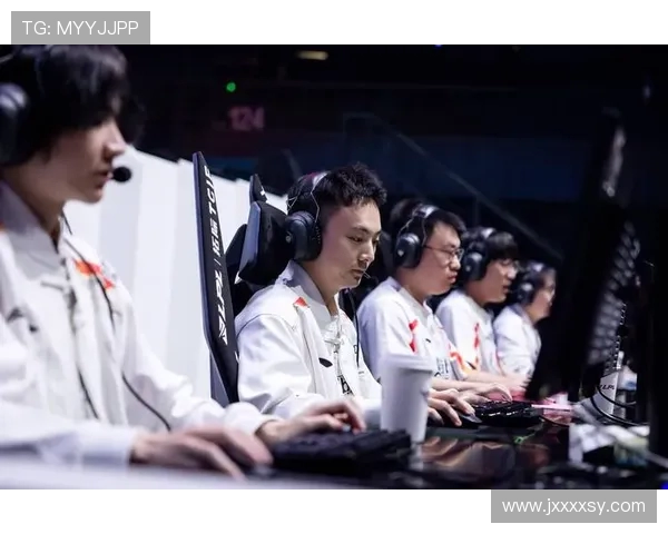 英雄联盟职业联赛激烈对决展现顶尖战队实力和战略智慧