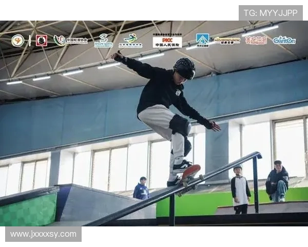 南京滑板精英赛点评:团队协作助力滑板队展现非凡实力与风采 南京滑板精英赛点评:团队协作助力滑板队展现非凡实力与风采