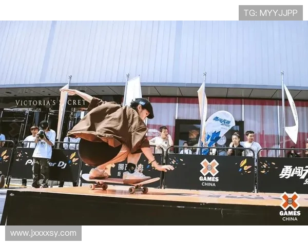 极限运动嘉年华点评：重庆滑板队的比赛经验表现