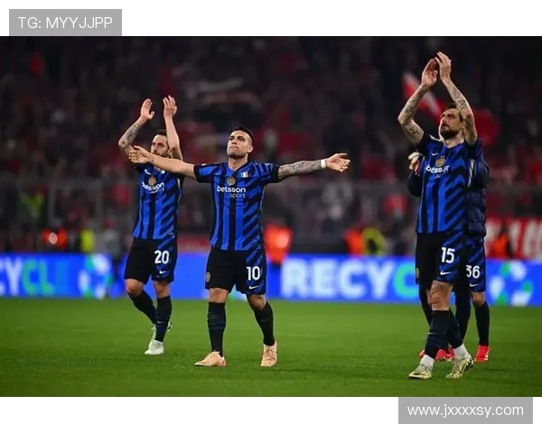 劳塔罗在国际赛场上的崛起与挑战:从天才少年到足球巨星的成长之路